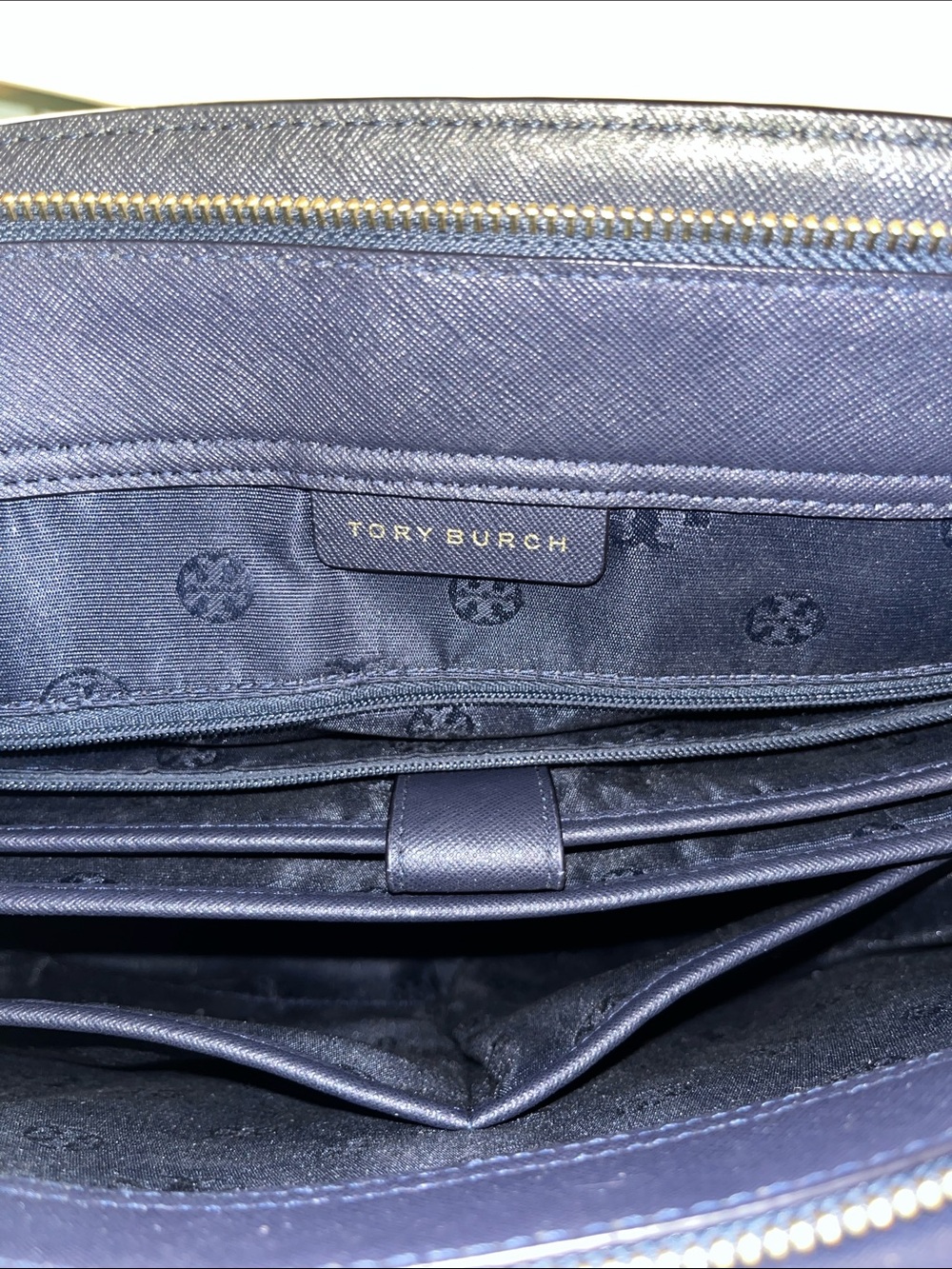 Tory Burch Black Leather Saffiano Tote with Gold Logo - Picture 5 of 5